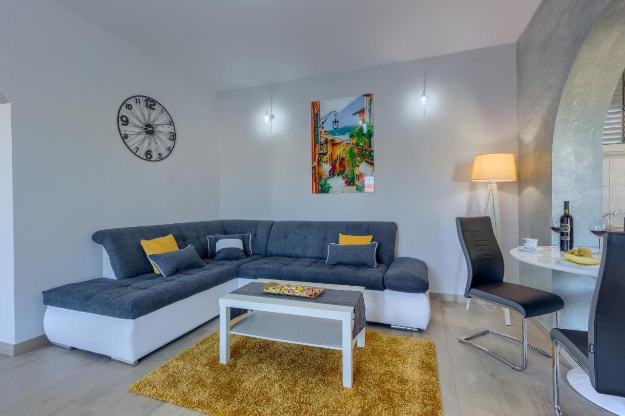 Apartments Pepa Podstrana Kültér fotó