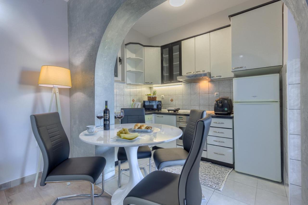 Apartments Pepa Podstrana Kültér fotó